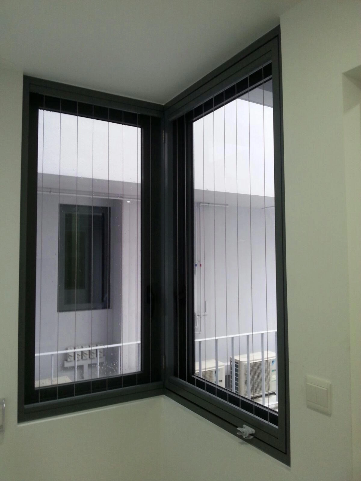 Invisible Grill for Windows Installation